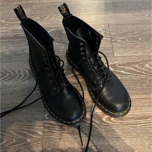 Dr. martens